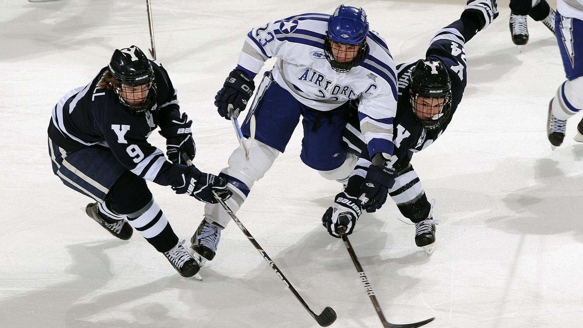 _水上漂移车表演：速度与水花的碰撞_，小车水上漂移